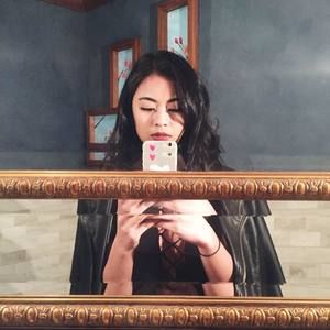 Meet your Posher, Kim